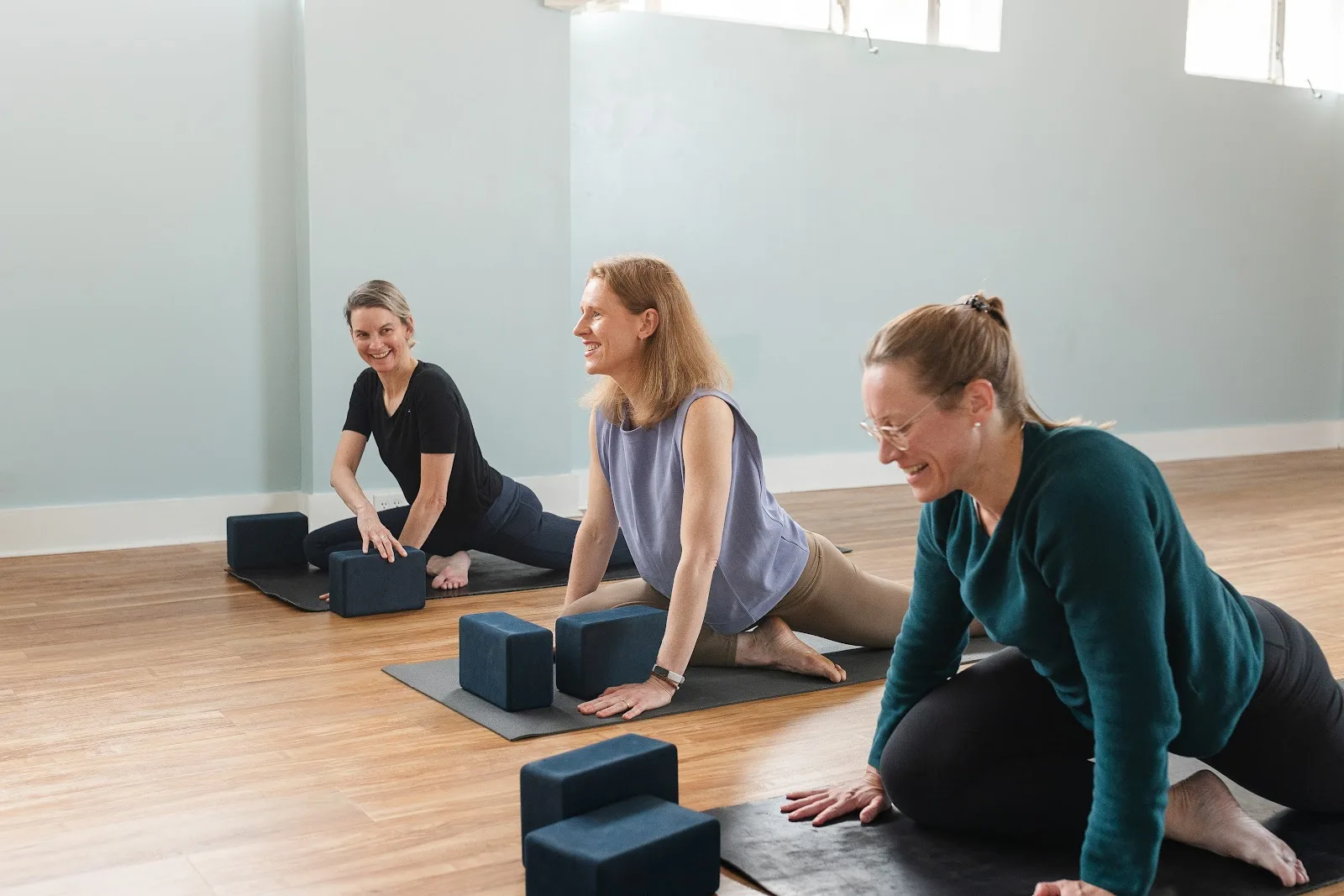 Karma Yoga: Classes, Community & Retreats