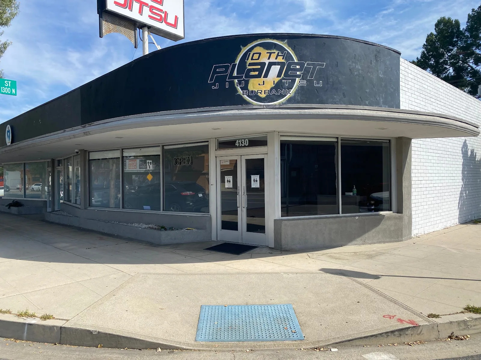 10th Planet Burbank