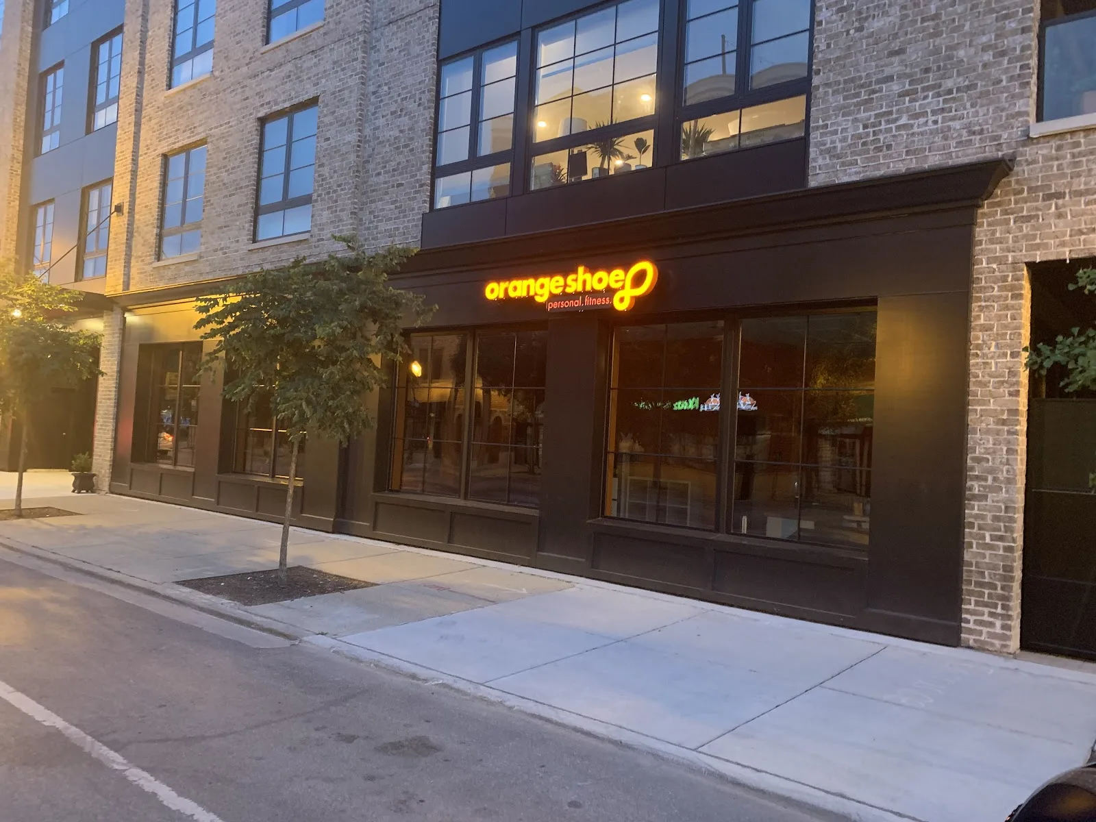 Orange Shoe Personal Fitness Trainers - Lakeview